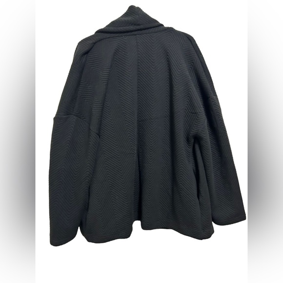 Fabletics Vanessa Quilted black Open Cardigan - Picture 3 of 3